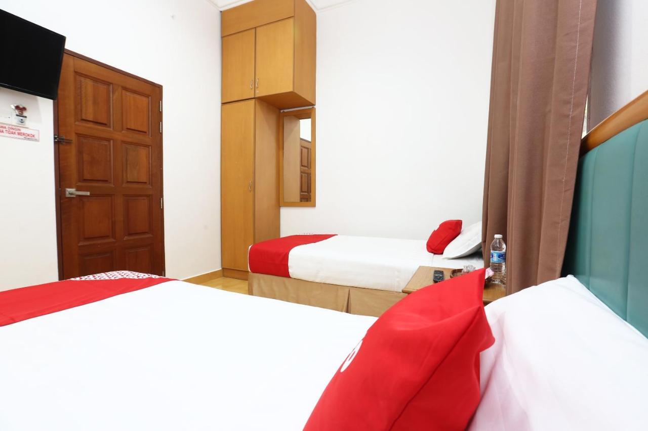 Oyo 89523 Villa Sri Mayang Kuala Terengganu Kültér fotó